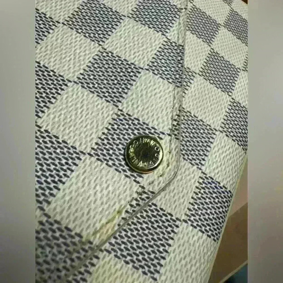 Louis Vuitton Damier Azur Felicie - Picture 7 of 17